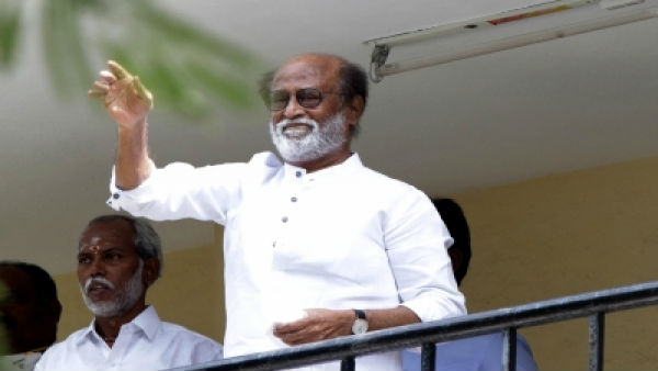 ప్రత్యర్థుల వ్యంగ్యాస్త్రాలు