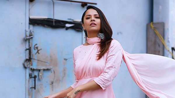 ఆ హీరోయిన్కు భారీ షాకిస్తూ... బాగానే