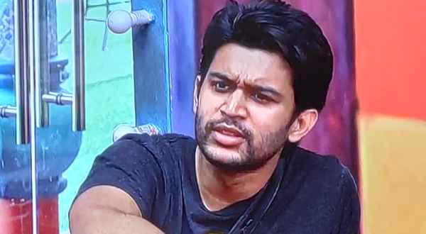 ప్రేక్షకులకు చేరువ... గుద్ది పడేసి గెలిపించారు