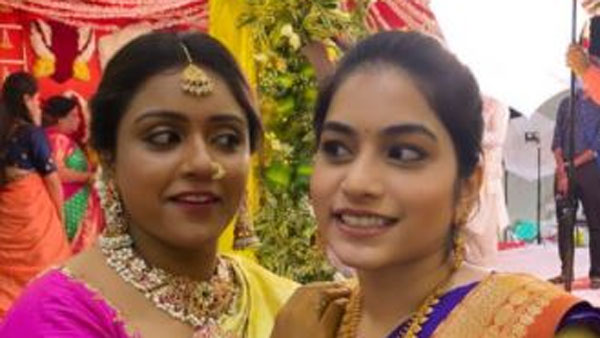 నిశ్చితార్థంలో పునర్నవి..