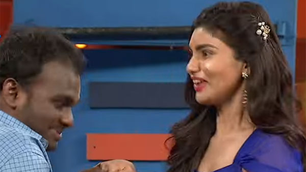 ఇమాన్యూయేల్ - వర్ష రిలేషన్‌పై సాయి