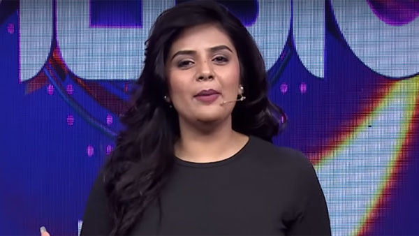 అతడితో కలిసి తెగ రెచ్చిపోయిన శ్రీముఖి