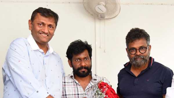  దర్శకుడి మీద నమ్మకంతో