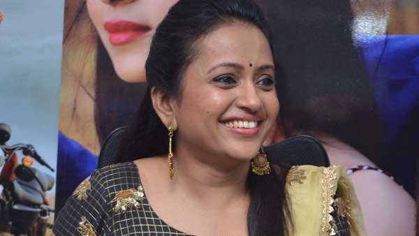 తెలుగులో ఏకైక మహిళగా రికార్డు క్రియేట్