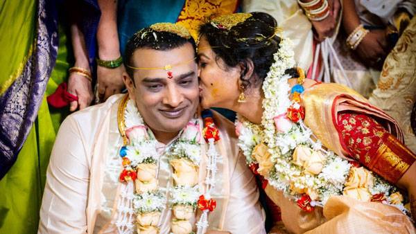 ఏం మాట్లాడాలో..