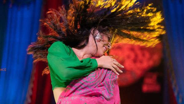 చీరకట్టులో రచ్చ..