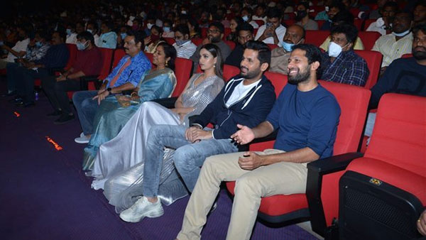 వెంకీని ఆటపట్టించిన కీర్తీ సురేష్