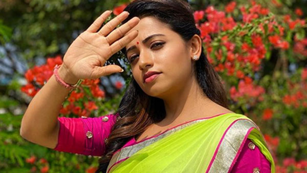 నవ్యస్వామి బర్త్ డే..