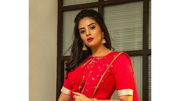 ‘అదుర్స్’ నుంచి బొమ్మ అదిరింది వరకూ