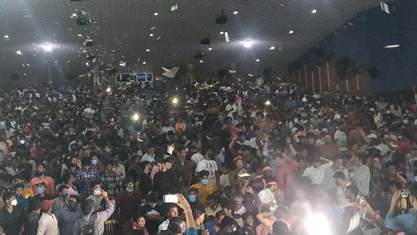 థియేటర్స్ లో సెలబ్రేషన్స్