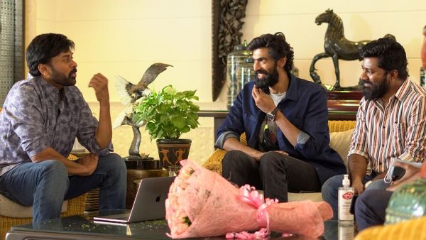 నక్సల్స్ బ్యాక్డ్రాప్తో అంటూ