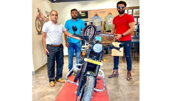 నా పరిస్థితేంటి అంటూ నిలదీసిన ఫ్రెండ్