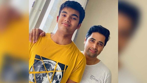  అడివి శేష్‌తో అలా..