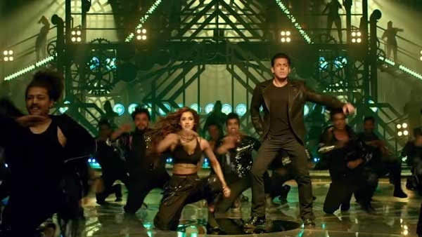 నేరుగా ఓటీటీతో పాటు థియేటర్లలోకి వస్తుంది