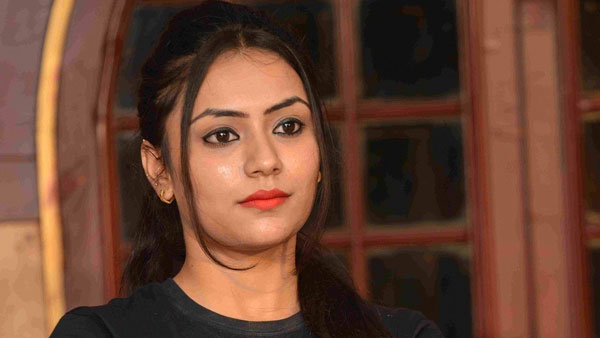 సోదరుడిని ముక్కలుగా నరికి