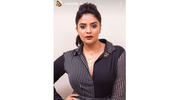 హాట్ షోతో సెగలు రేపుతోన్న యాంకర్