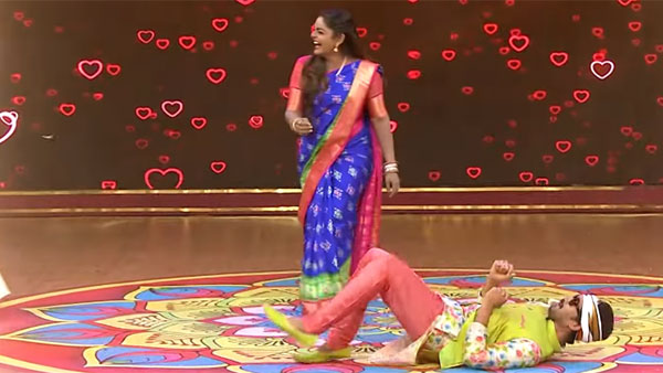 రామాయణ గాథను..