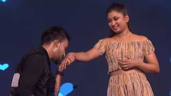 యష్ తో కలిసి మెరుస్తోన్న వర్ష