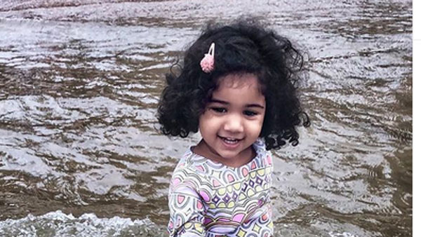 కూతురు ఏది చెబితే అది వినాల్సిందే..