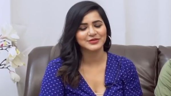 కామెడీ స్టార్స్‌తో కలిసి బ్యూటీ హంగామా