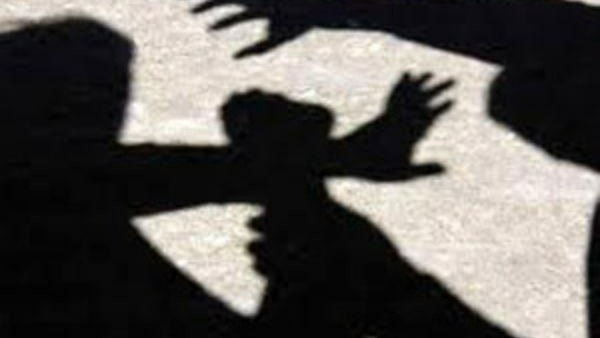 ఫోన్ చేసి బెదిరింపులు