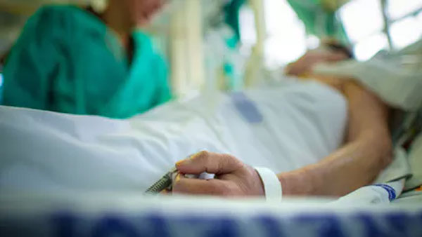 తండ్రి మరణంతో..