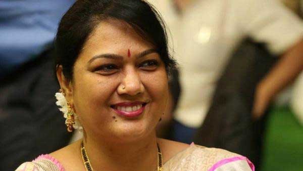 రాజకీయాల్లో సైతం 