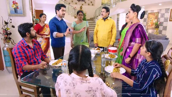 డబ్బావాలాల మాదిరిగా టిఫిన్లు పంపించమను