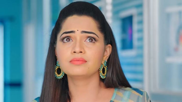 నేను కూడా డాక్టర్‌నే అంటూ మోనిత