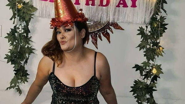 సినిమాలు లేకున్నా హాట్ ఫొటోలతో 