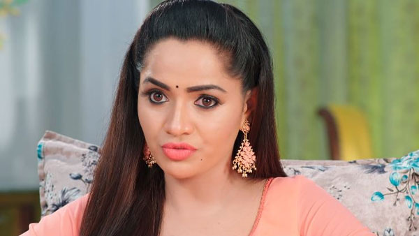 కళ్లలో నిప్పులు పోసుకొంటావని..