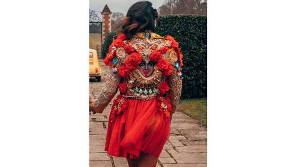 అందమైన లోకేషన్‌లో ఒంటరిగా