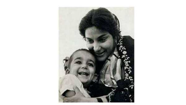 Sanjay Dutt gets emotional on mother Nargis Dutts Death Anniversary