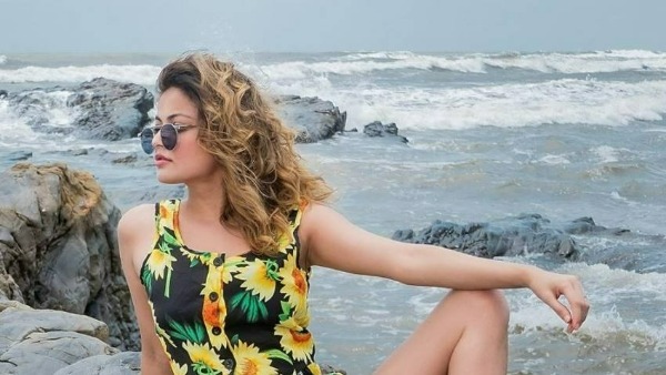 సోషల్ మీడియాలో హాట్ పోస్టులు