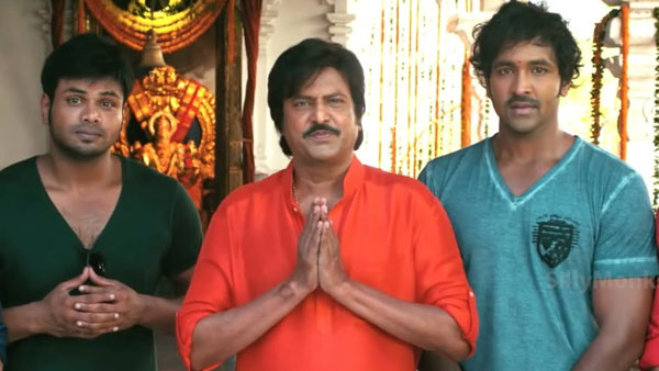 ఇద్దరు కొడుకులతోనూ మోహన్ బాబు