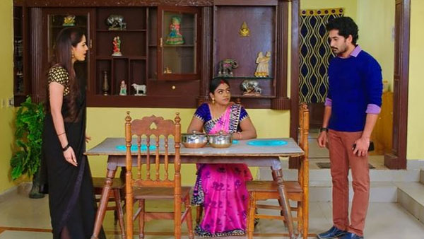 ఆనందం కనిపించడం లేదంటూ..