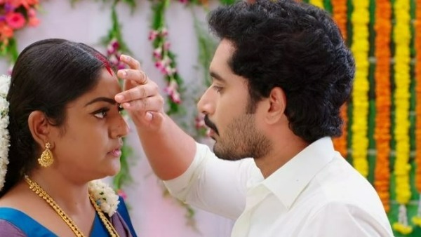 దీప నుదుడిపై చేయిపెట్టి ప్రేమగా 