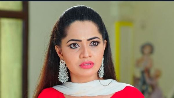 మోనితకు క్లాస్ పీకిన కార్తీక్