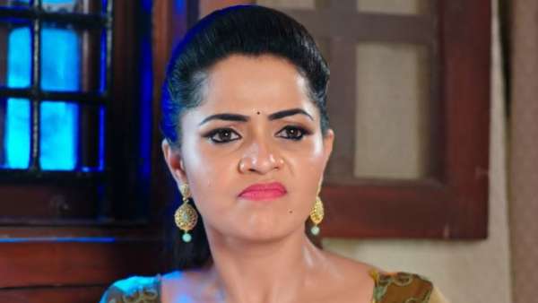 నా బిడ్డకు తండ్రి కార్తీకే..