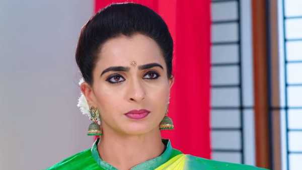  కార్తీక్‌ను కడిగిపడేసిన తల్లి సౌందర్య