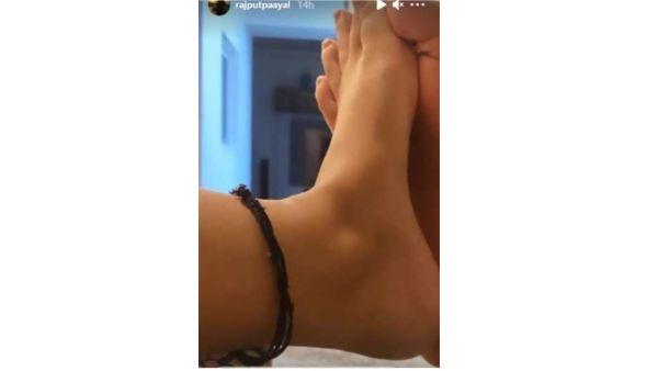 ఏకంగా బెడ్‌రూంలో అలాంటి పని చేసి