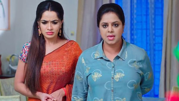 మోనితతో ఏసీపీ ఘాటుగా