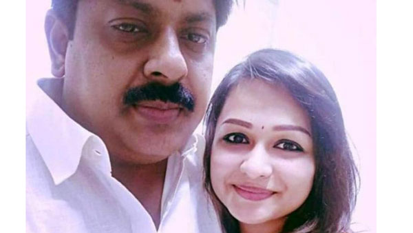 ఆ మహిళకు తెలుసు