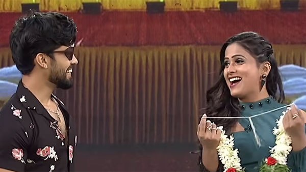 సుమ షోలోకి వాళ్లతో పాటు ప్రవేశం