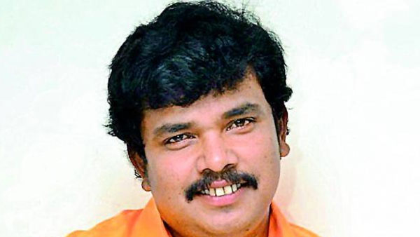 సెపరేట్ ఫ్యాన్ ఫాలోయింగ్