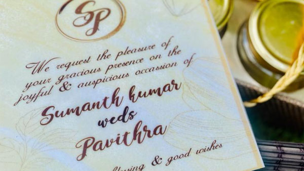 వెడ్డింగ్ కార్డులు వైరల్