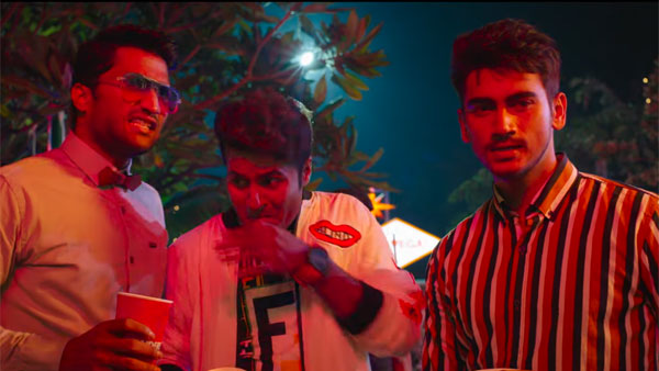 విభిన్నమైన బోల్డ్ కంటెంట్ తో