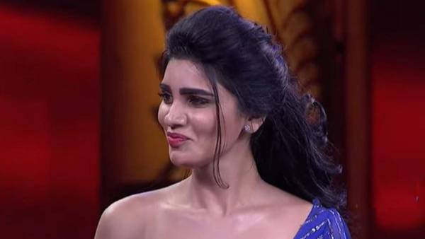  Jabardasth ప్రమాదానికి గురైన జబర్ధస్త్ వర్ష: .. షాకిస్తోన్న వీడియో