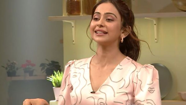 Rakul Preet Singh తమ్ముడిని రాస్కెల్ అంటూ తిట్టిన మంచు లక్ష్మీ.. ఆహా భోజనంబు ఏమైందంటే!