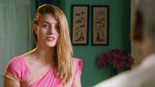 కాంచన 3 చిత్రంలో దెయ్యం పాత్రలో